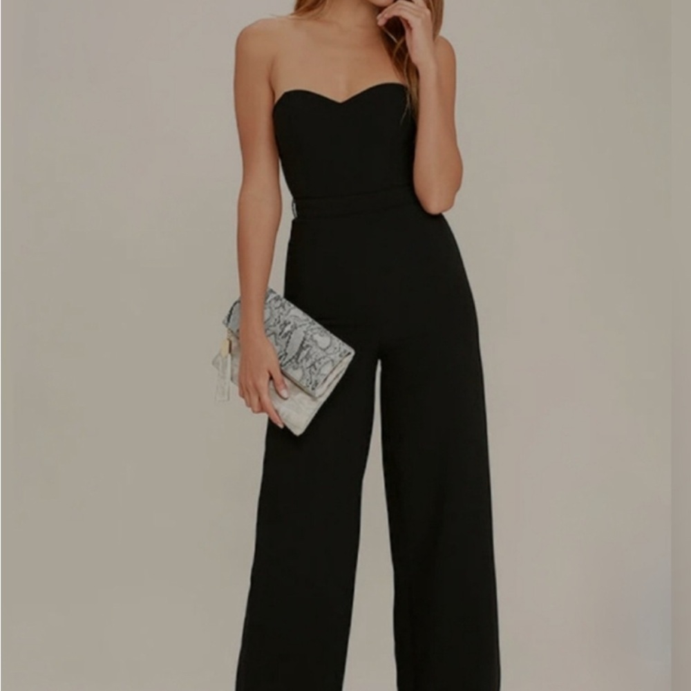 Lulu's Black Wide-Leg Jumpsuit with pockets size small